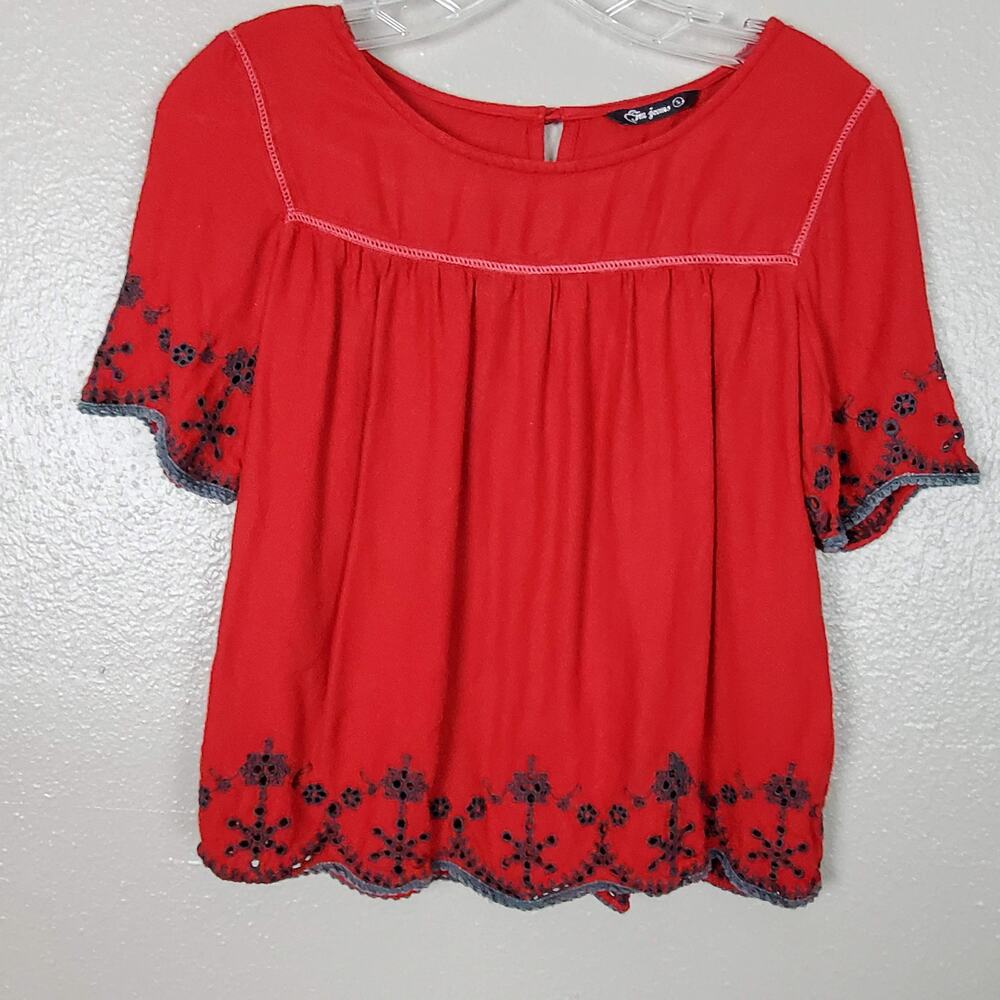 Flying Machine Red Embroidered Yoked Short Sleeve Loose Fit Crop Top S